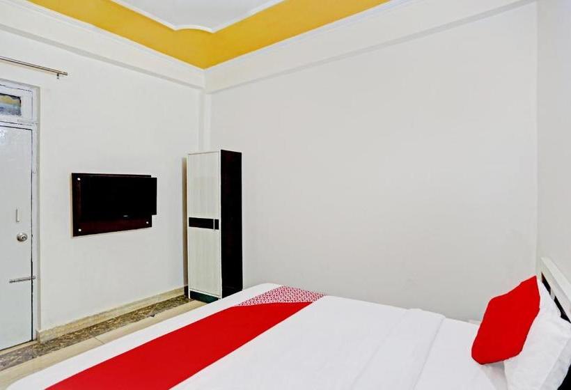 فندق Oyo 71086  Nk Guest House & Restaurant