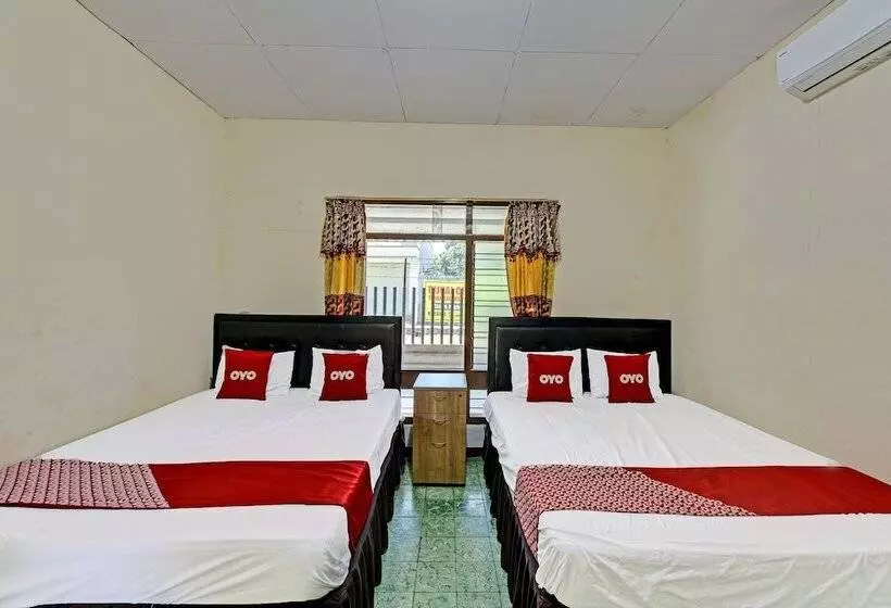 Hotelli Oyo 90443  New Kartika In