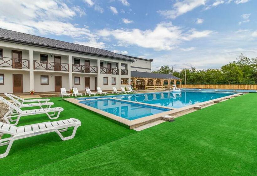 בית מלון כפרי Romantik