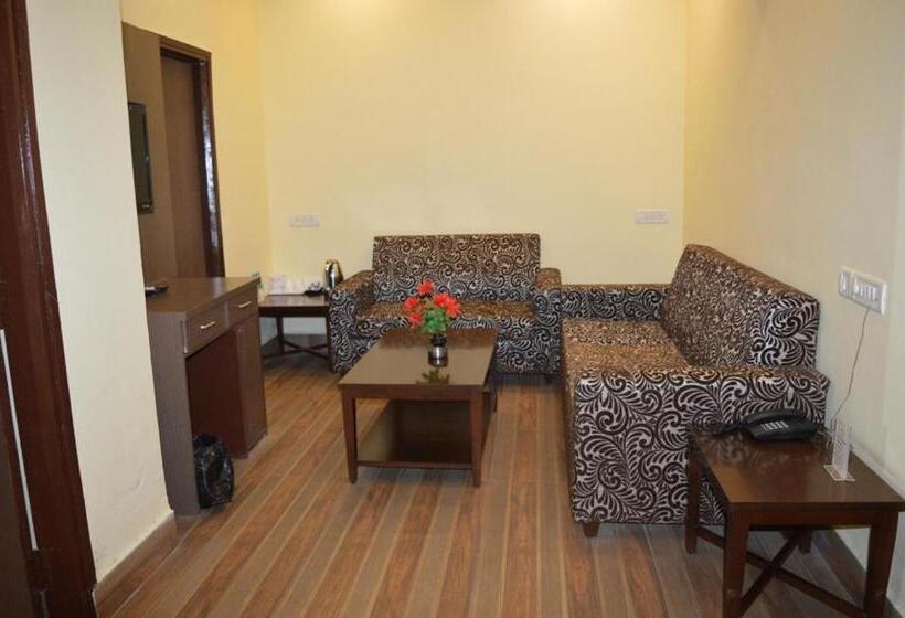 호텔 Sravasti Residency