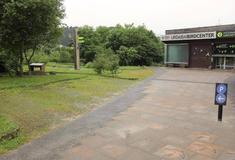 בית מלון כפרי Urdaibai Bird Center