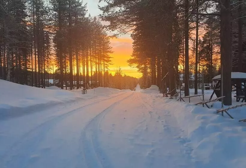 Majatalo Oravanpesä