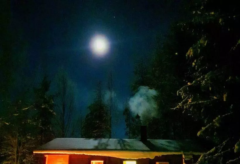 Majatalo Oravanpesä