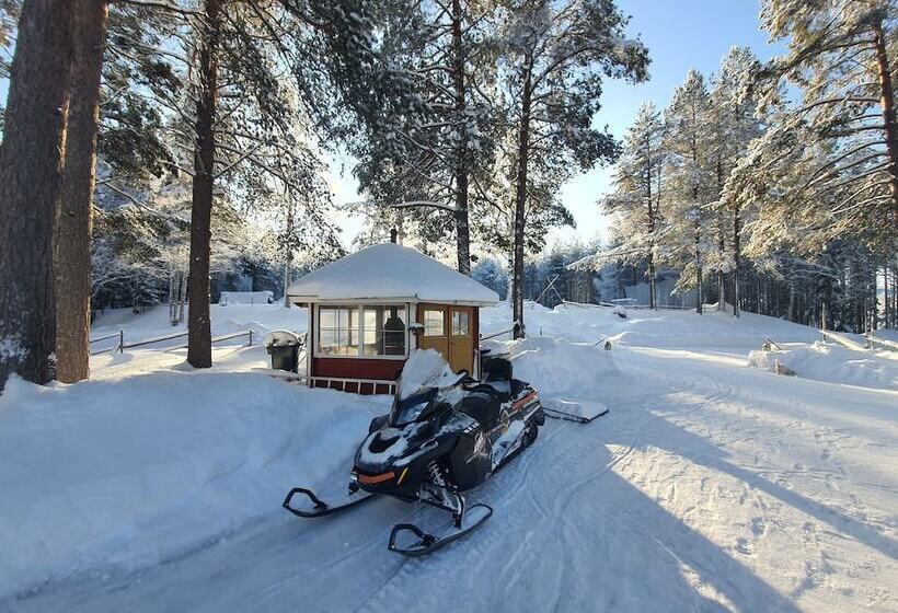 Majatalo Oravanpesä