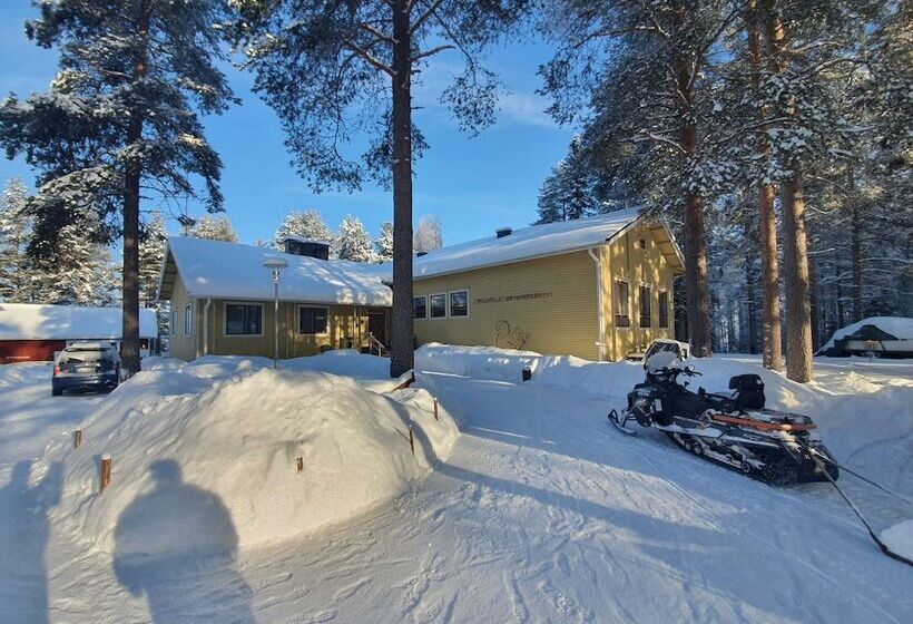 Majatalo Oravanpesä