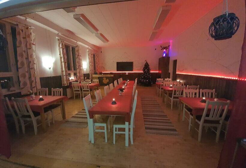 Majatalo Oravanpesä