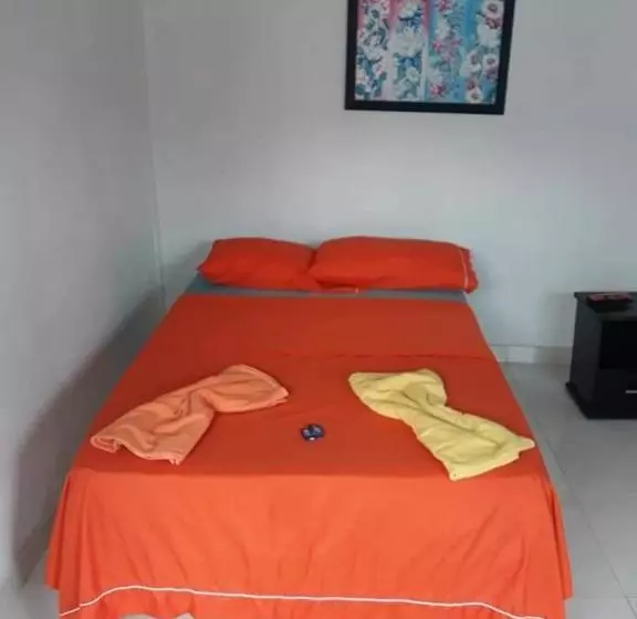 ペンション Hostal Flor Del Ariari