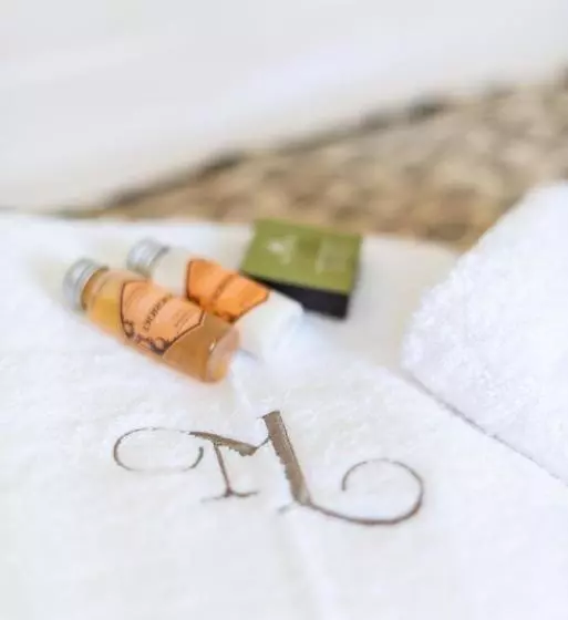 Majatalo La Maison De Livia, Proche Uzes, Nimes, Ales