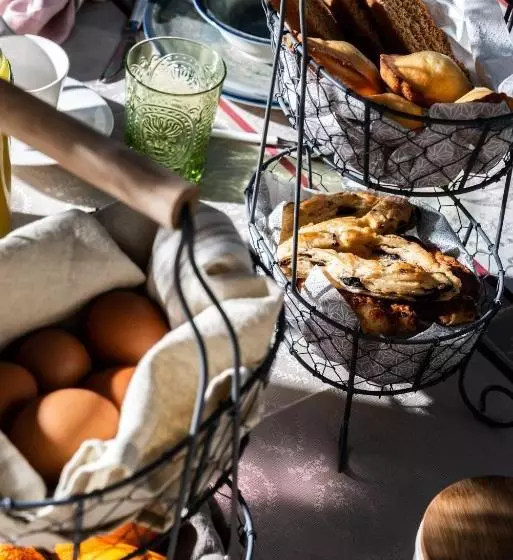 Majatalo La Maison De Livia, Proche Uzes, Nimes, Ales