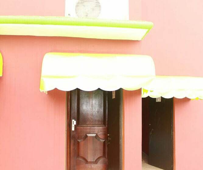 تختخواب و صبحانه Résidence Hôtel Phivare