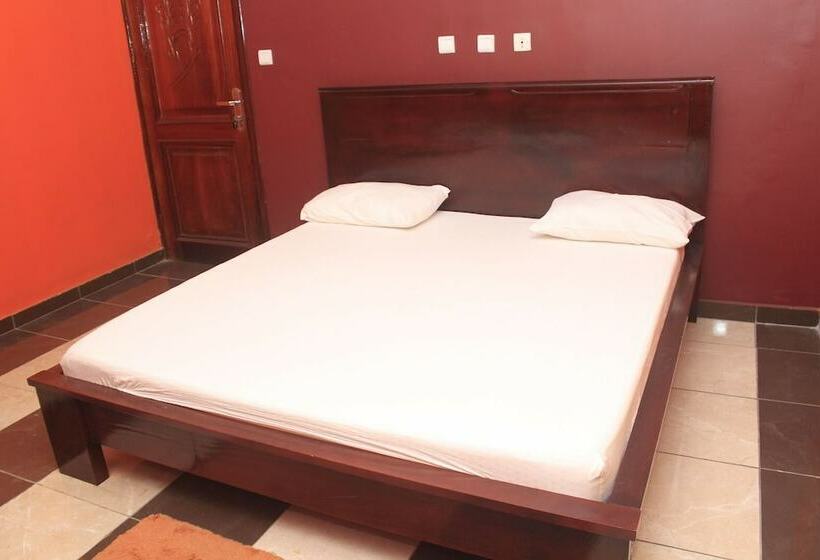 تختخواب و صبحانه Résidence Hôtel Phivare