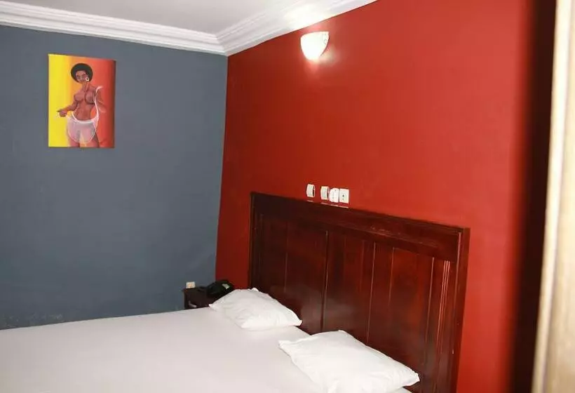 تختخواب و صبحانه Résidence Hôtel Phivare