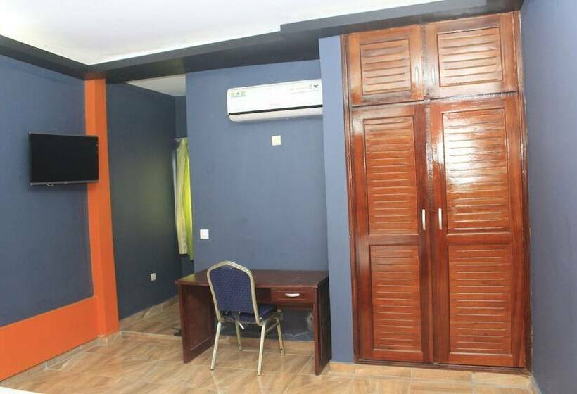 تختخواب و صبحانه Résidence Hôtel Phivare