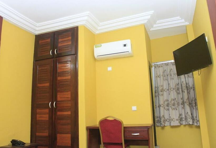 تختخواب و صبحانه Résidence Hôtel Phivare