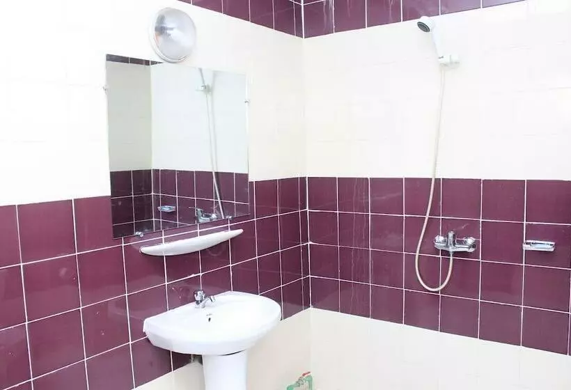 تختخواب و صبحانه Résidence Hôtel Phivare