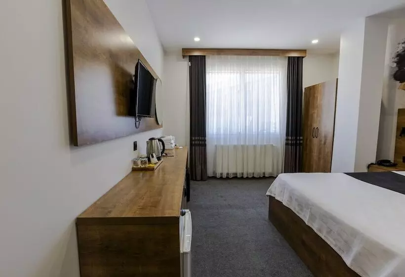 ホテル Acar Airport