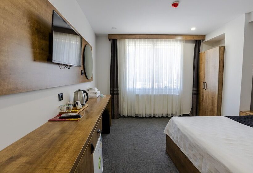 فندق Acar Airport