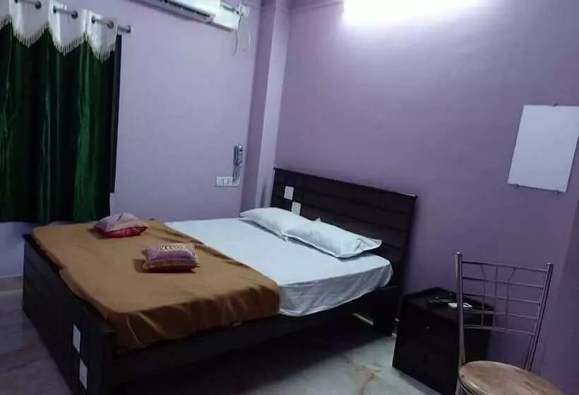 هتل Beach Ac Rooms