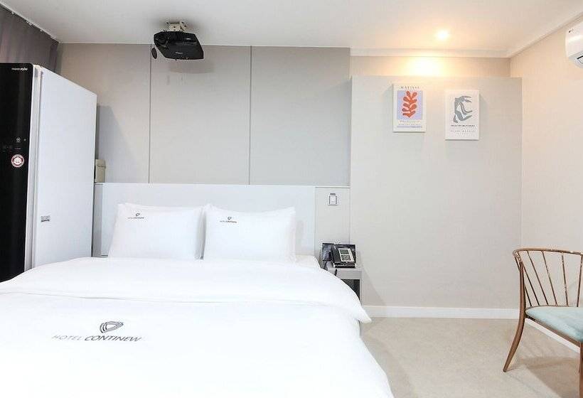 בית מלון כפרי Continew