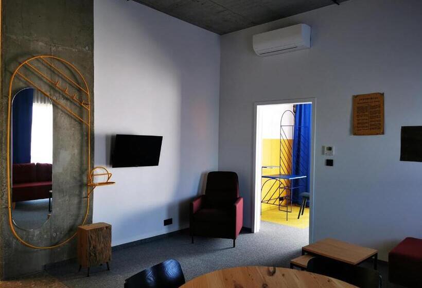 호텔 Cukrownia żnin