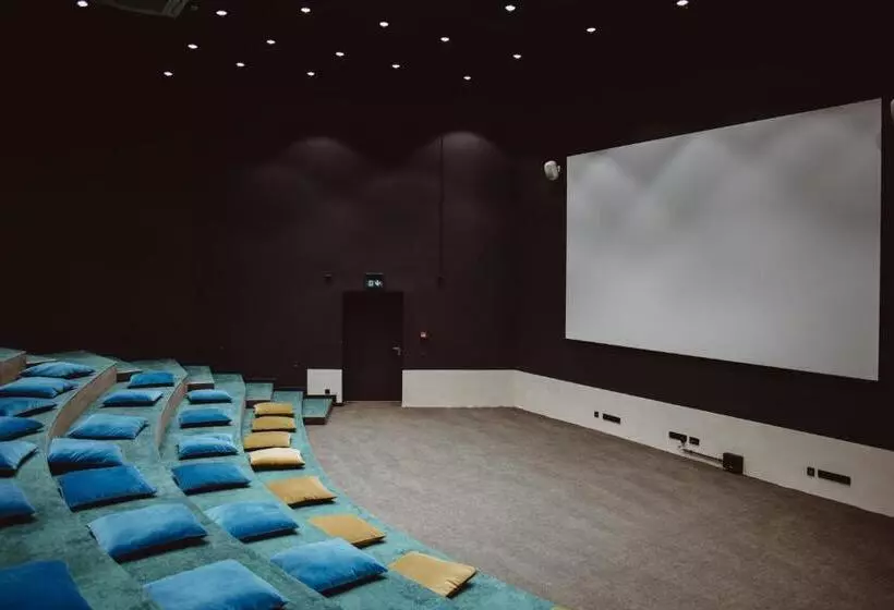 Hotelli Cukrownia żnin