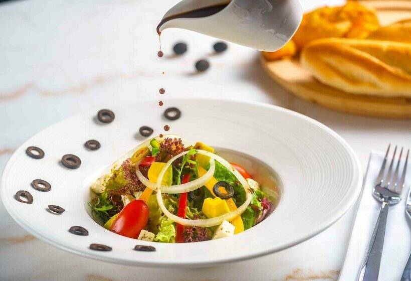 Homewood Hotel By Seuya