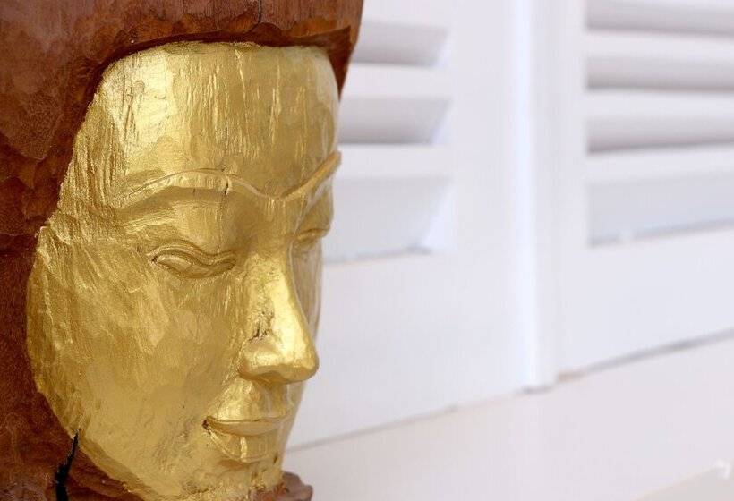 Homewood Hotel By Seuya