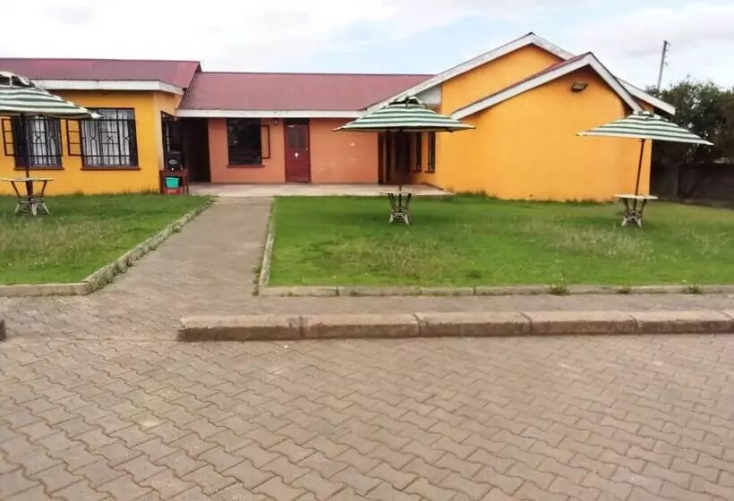 هتل Eastward Garden