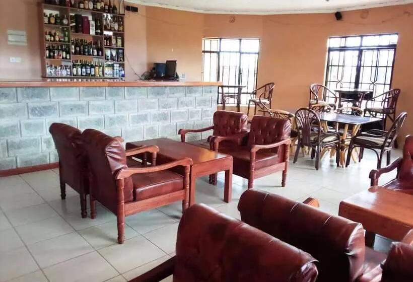 هتل Eastward Garden