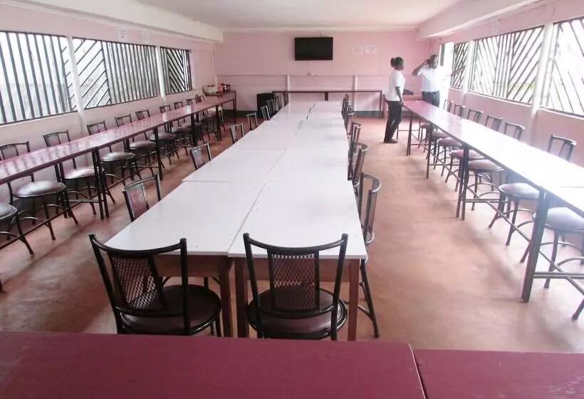 هتل Embonga Dream City Resort