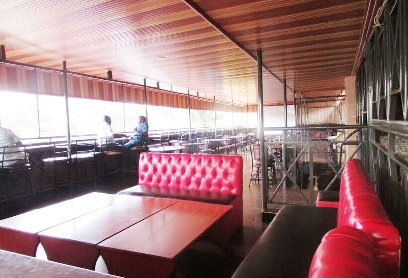 هتل Embonga Dream City Resort