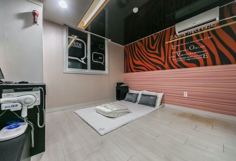 Hotel Gyeongju Gampo Zaza