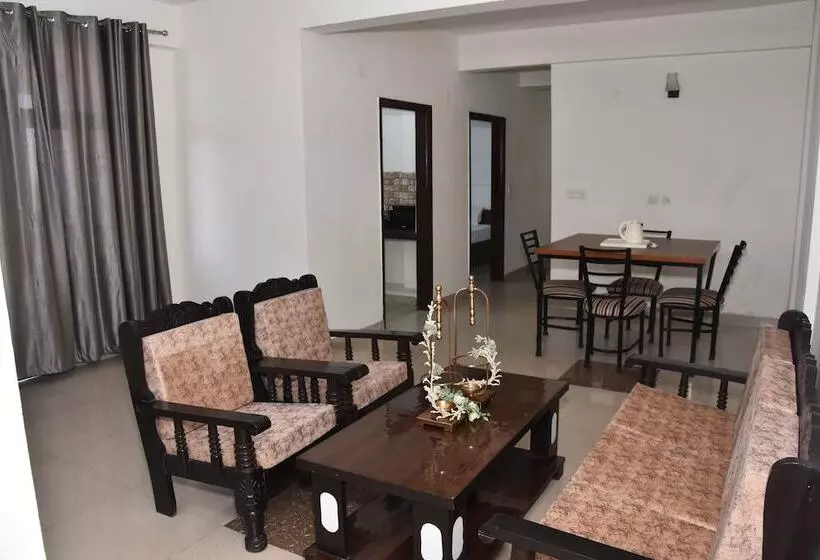 ホテル Presidia Heights Apartment