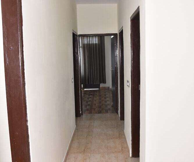 בית מלון כפרי Presidia Heights Apartment