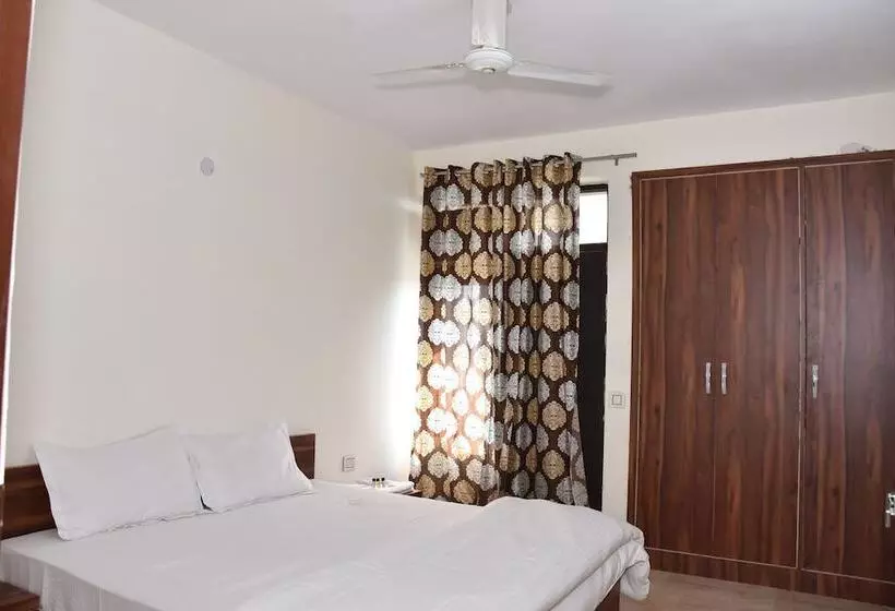 ホテル Presidia Heights Apartment