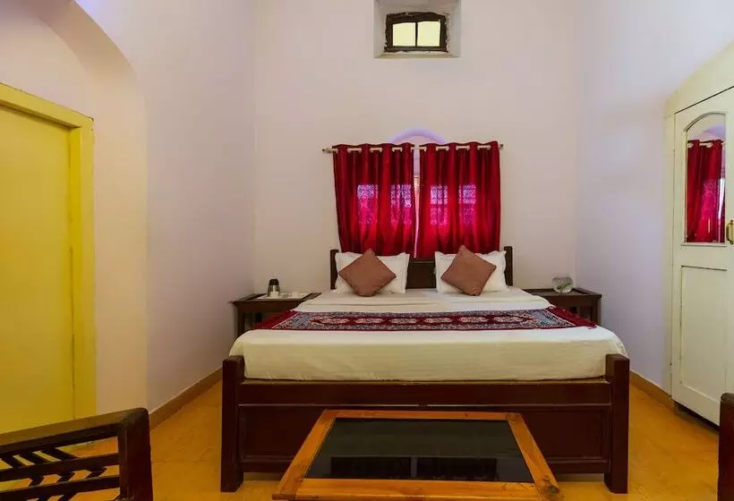 ホテル Sanand Heritage Mount Abu