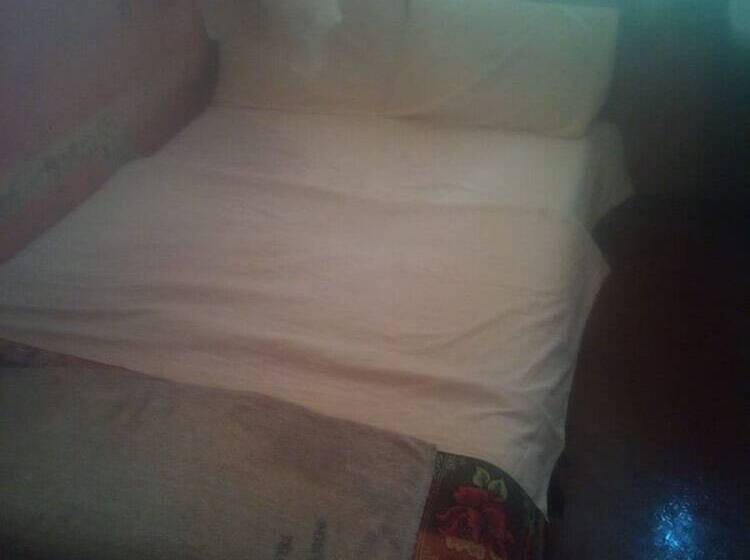 هتل South Tetu Guest House