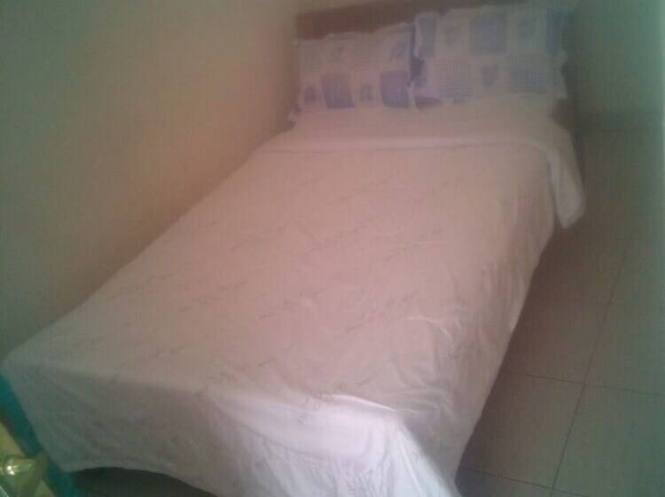 هتل South Tetu Guest House