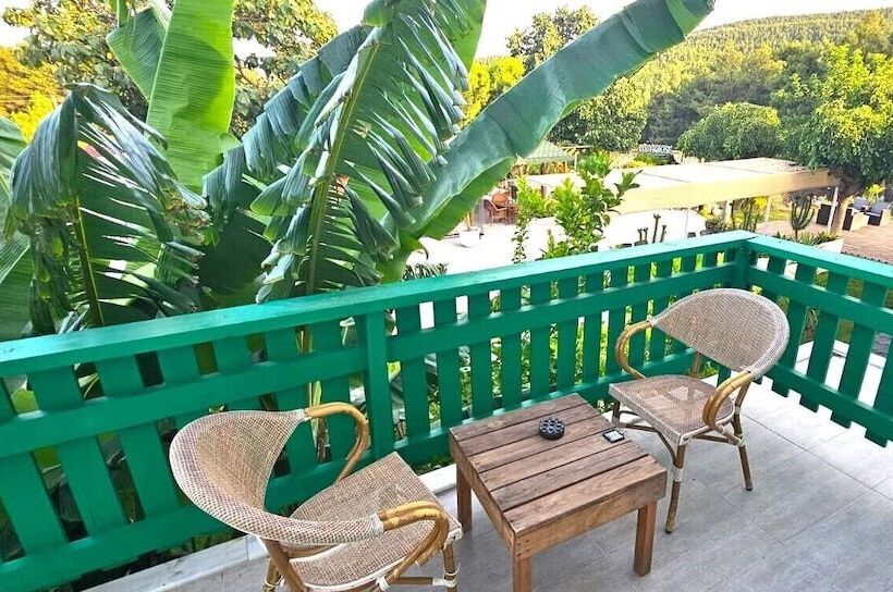 Myhouse Urla Butik Otel