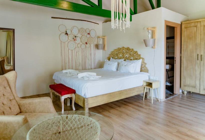 Myhouse Urla Butik Otel