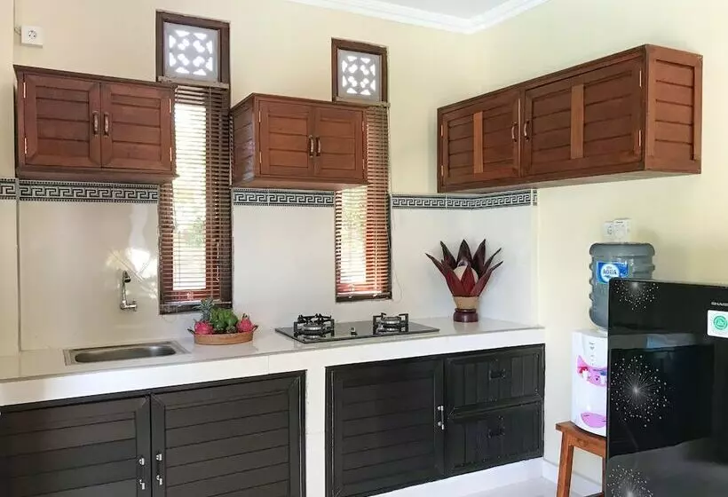 پانسیون Dwaraloka House