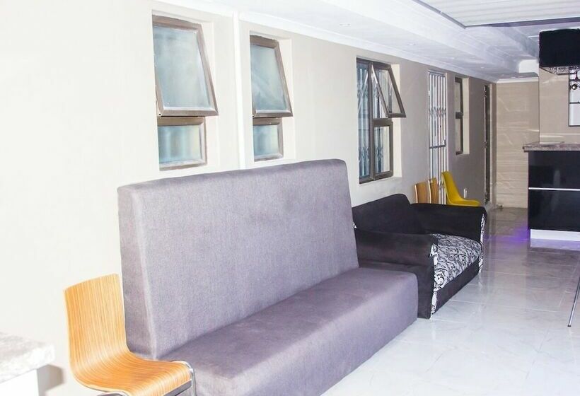 بنسيون Fairdeal Guest House