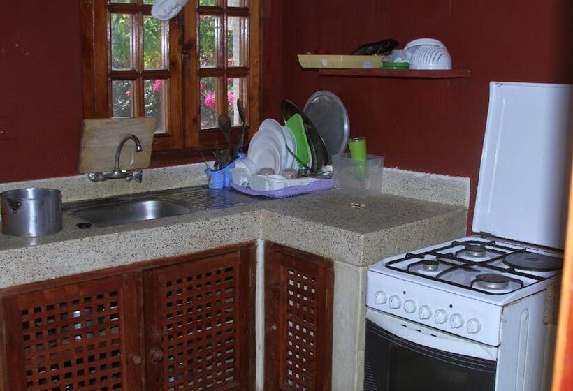 پانسیون Lighthomez Villa Resort