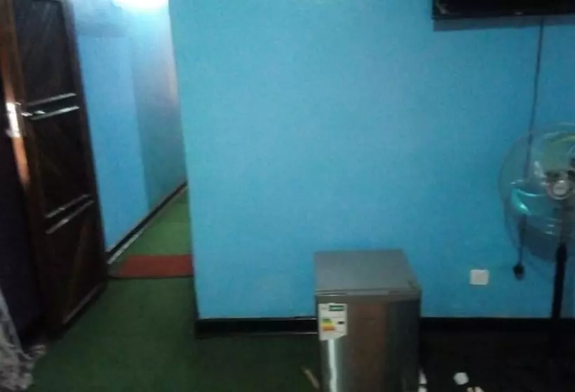 پانسیون Lindsay Executive Lodge