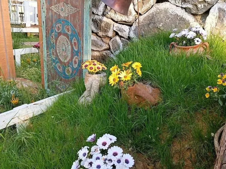 Majatalo Lotus Restaurant & Home