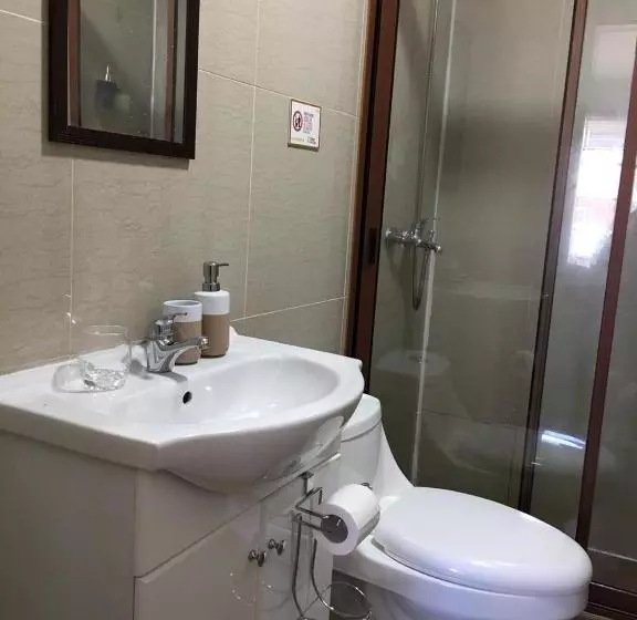 ベッドアンドブレックファースト Hostal Ankatu