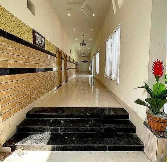 Hotel O Vaikunth Radhika Farm