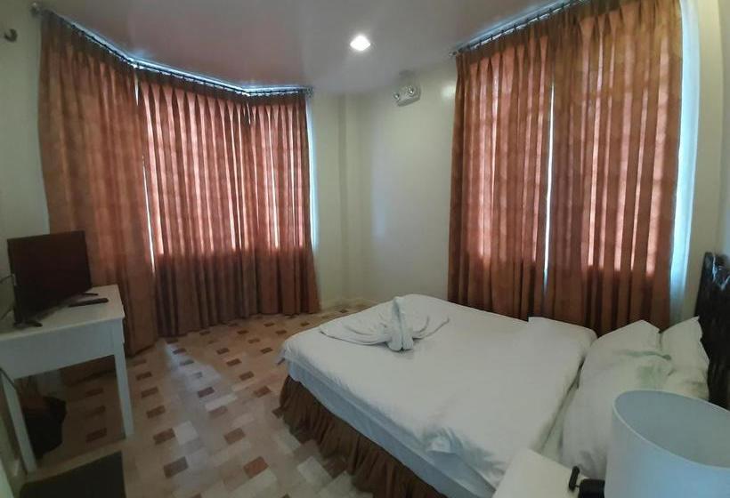 هتل Reddoorz At Balatas Magsaysay Road Naga City