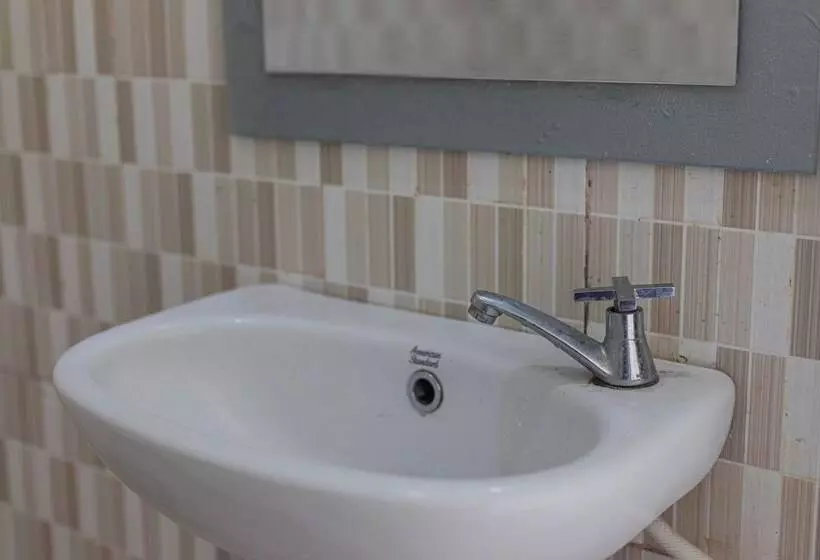 Hotelli Teras Sawah Guest House Syariah