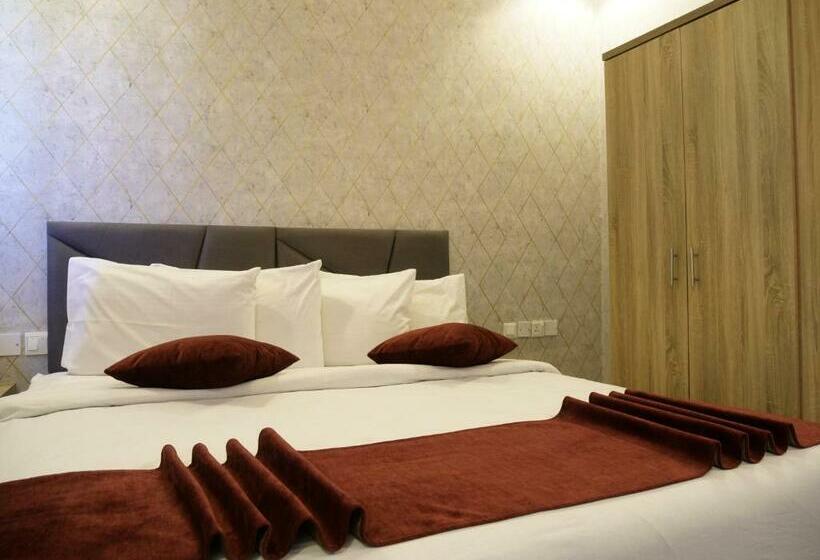 هتل Twins Downtown